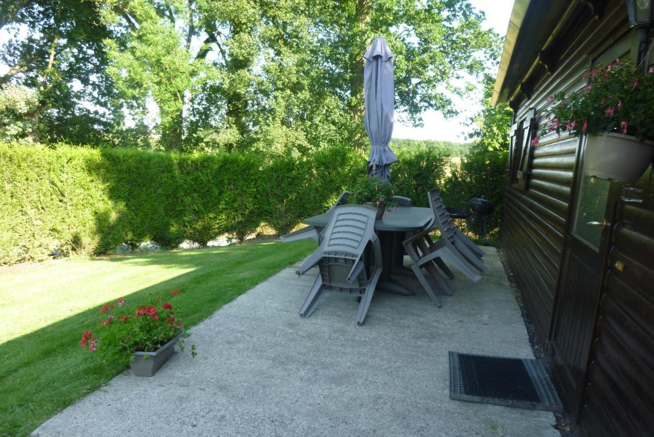 3 Gites - Relais Du Saussay In Pertheville Ners Kültér fotó